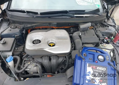 2018 Hyundai Sonata Hybrid Limited from USA, damaged, VIN KMHE34L31JA087408